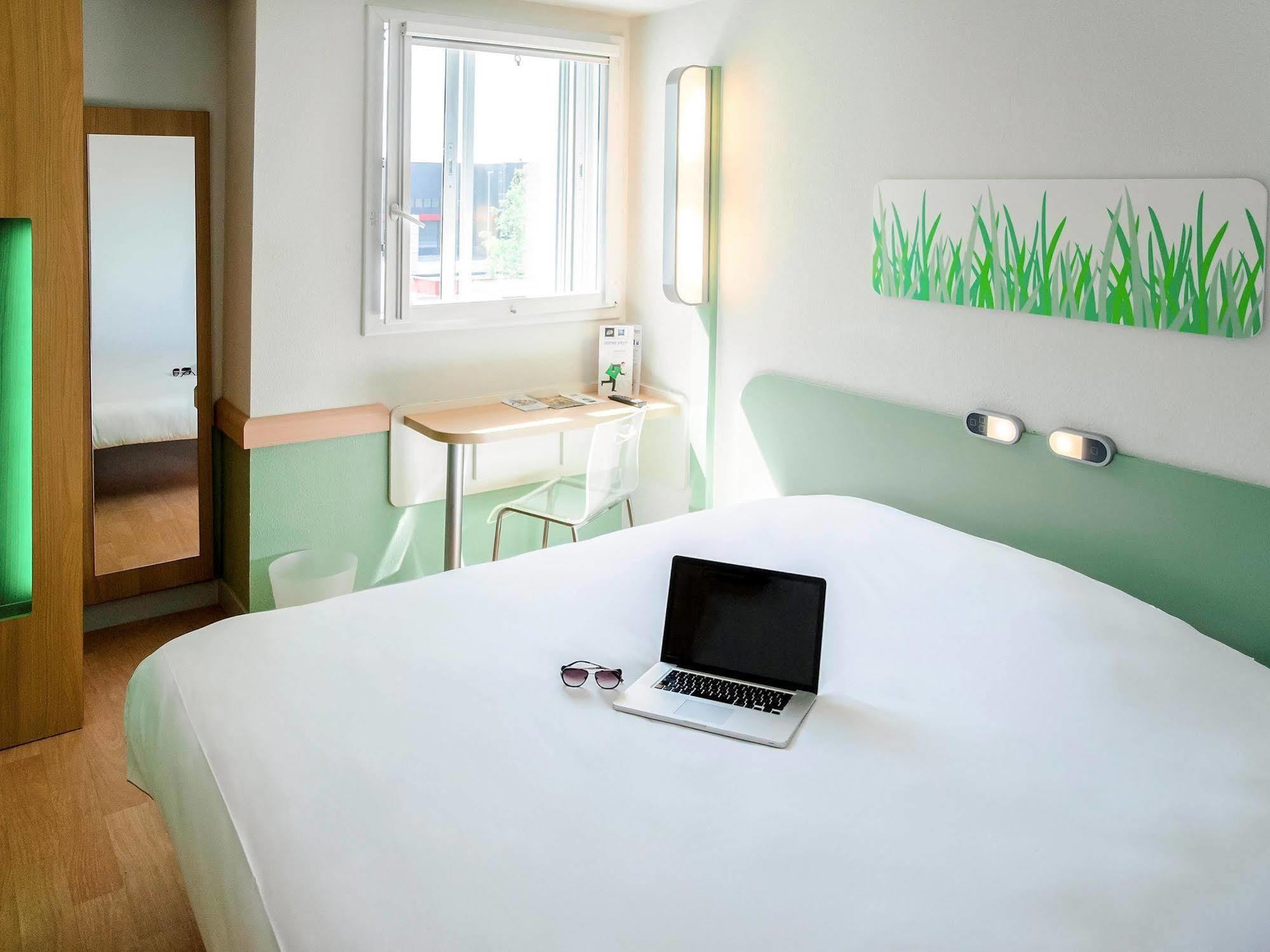 ibis budget Aeroport le Bourget Garonor Le Blanc-Mesnil Eksteriør billede