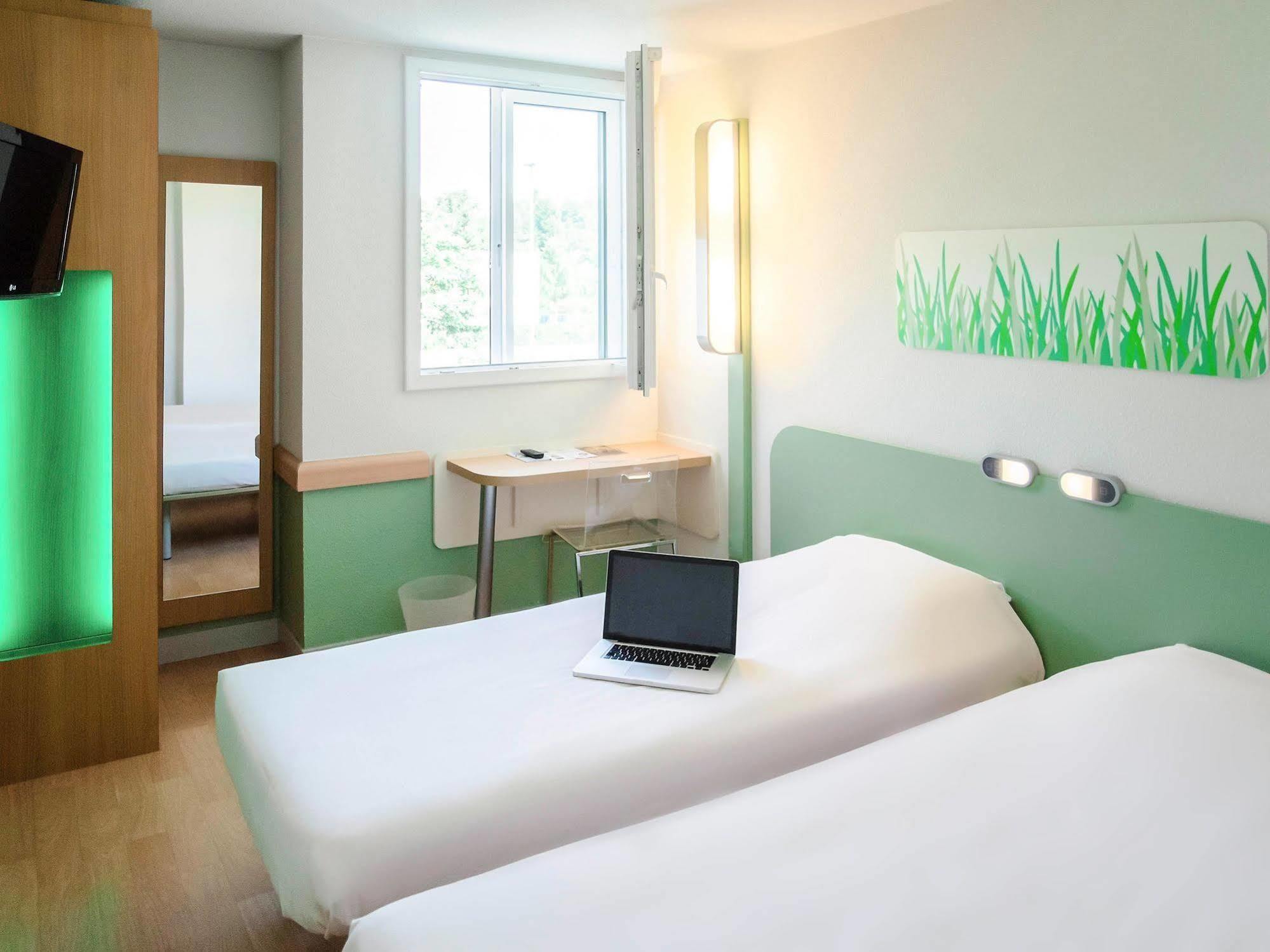 ibis budget Aeroport le Bourget Garonor Le Blanc-Mesnil Eksteriør billede