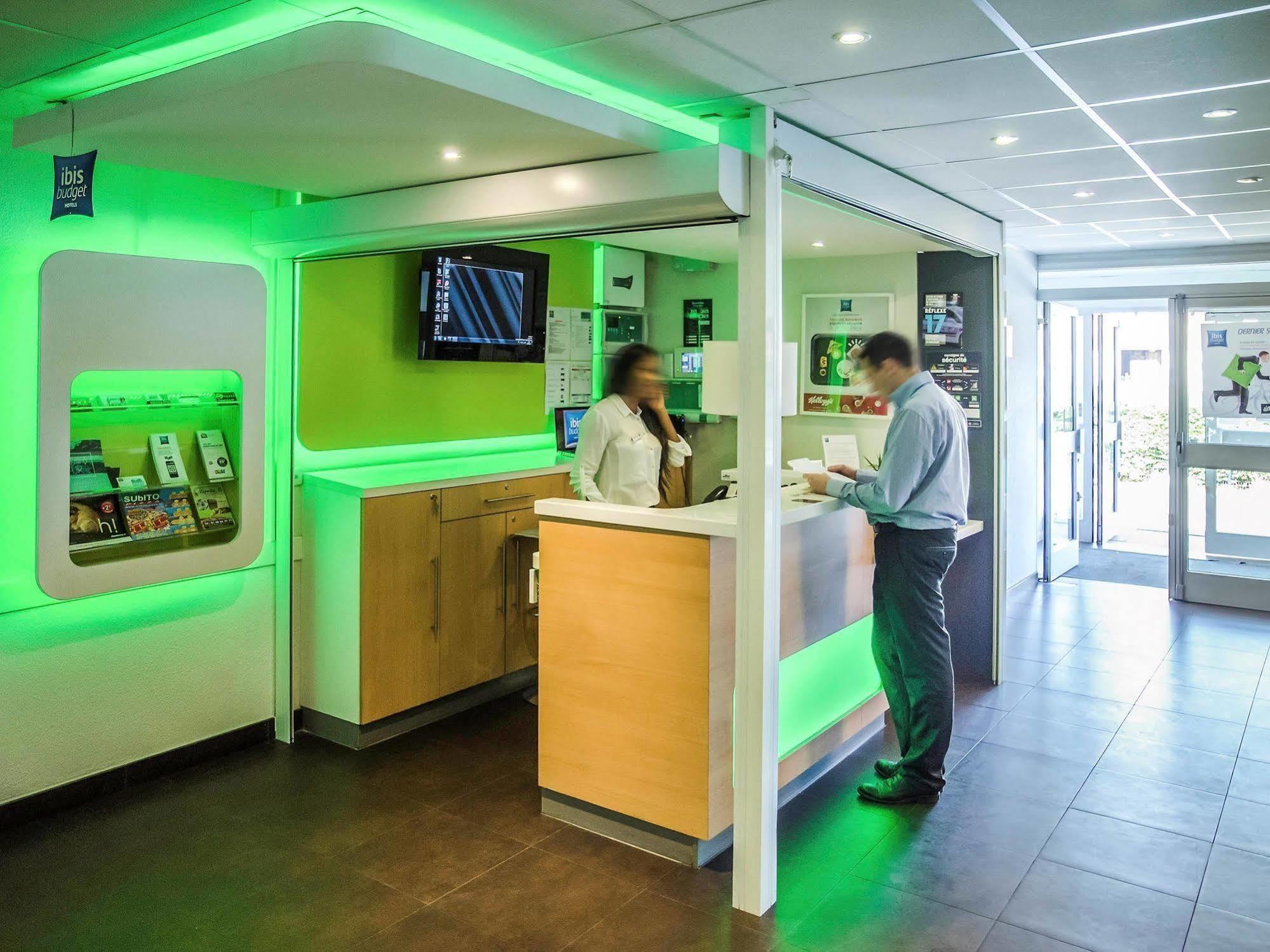 ibis budget Aeroport le Bourget Garonor Le Blanc-Mesnil Eksteriør billede