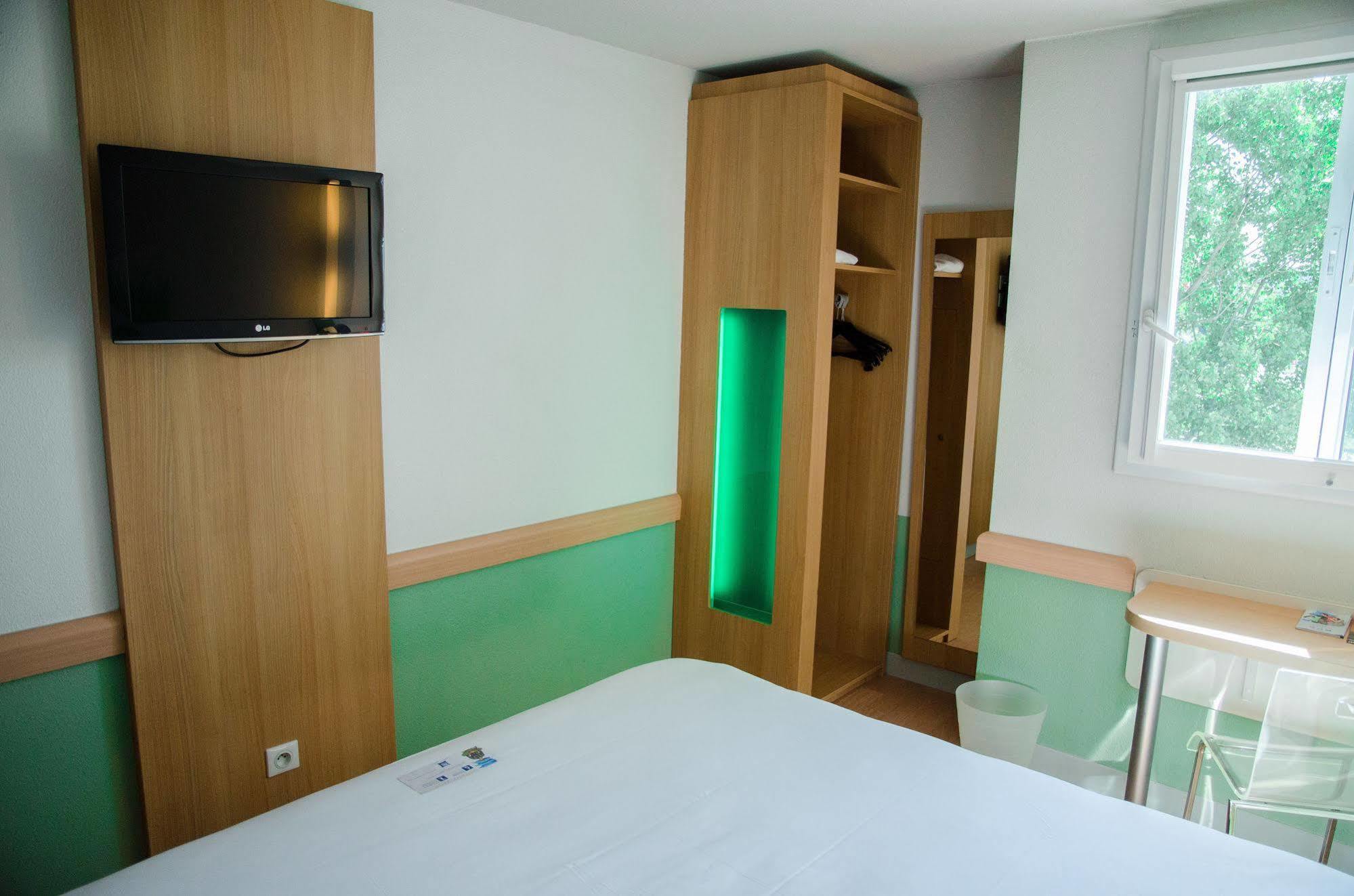 ibis budget Aeroport le Bourget Garonor Le Blanc-Mesnil Eksteriør billede